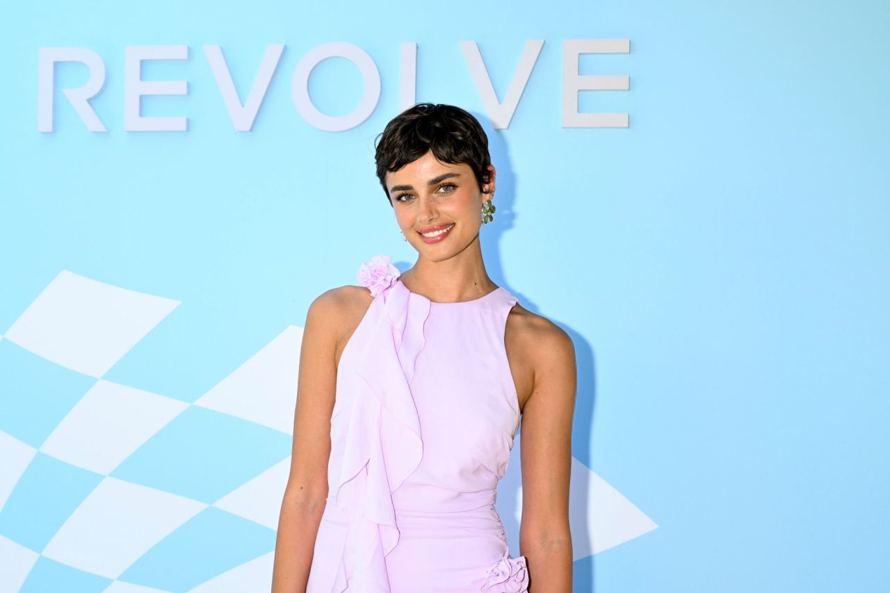 Taylor Hill at the Revolve Festival in Palm Springs2